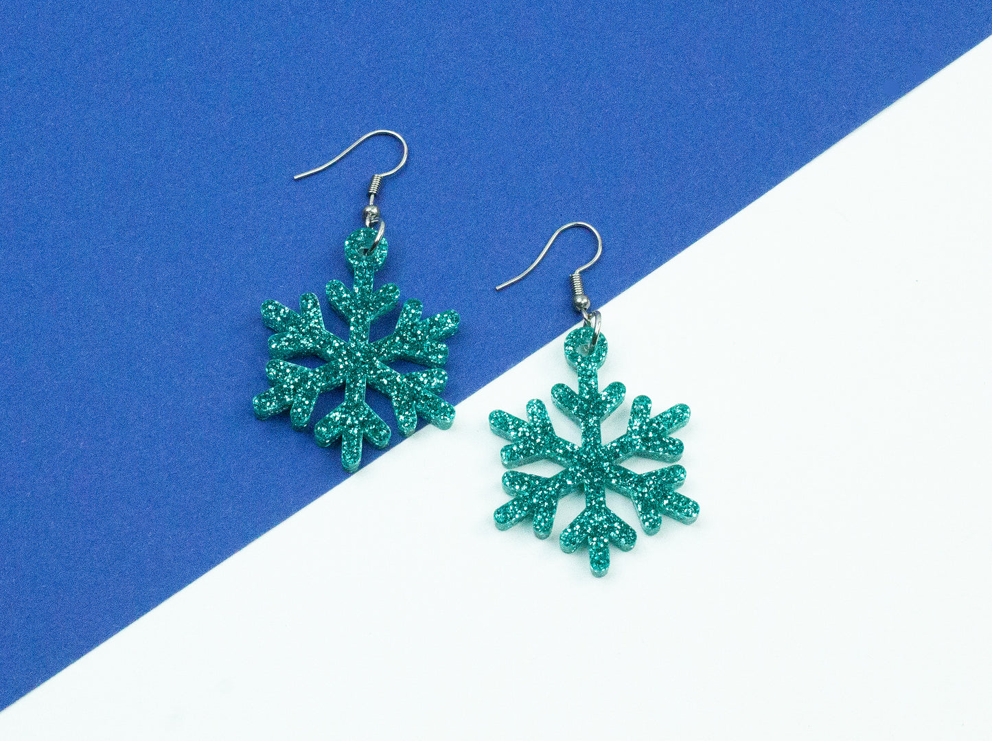Snowflake glitter earrings