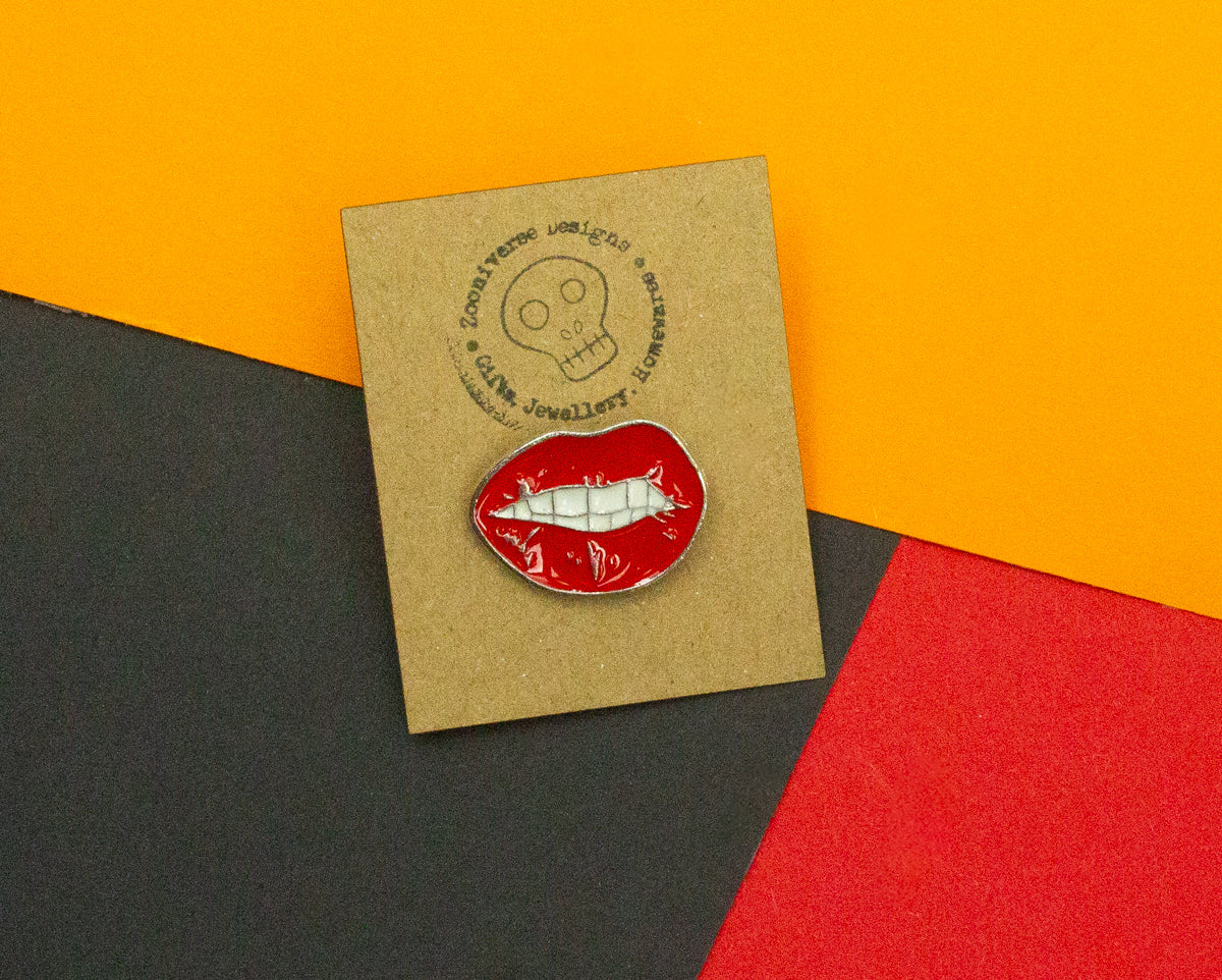 Vintage Lips Enamel Pin