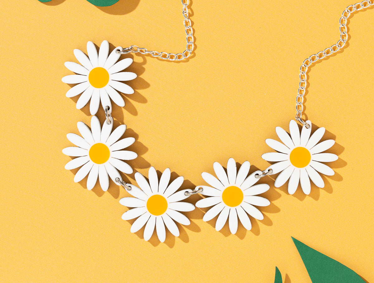 Daisy Chain Necklace